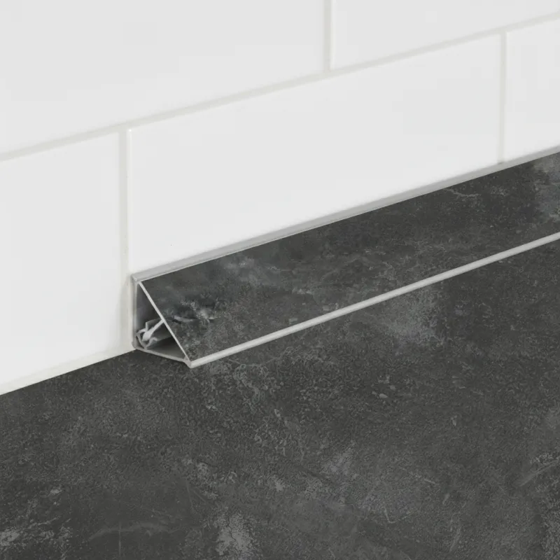 Tesna letvica KRONOSPAN K205 SU / Black Concrete