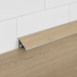 Tesnička letvica KRONOSPAN K2738 / Hrast Torro Cremona