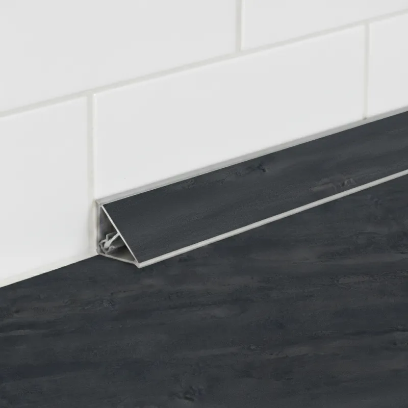 Tesnilna letvica KRONOSPAN Charcoal Flow / K353