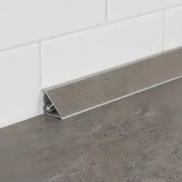 Tesnička letvica KRONOSPAN Grey Albus / K540