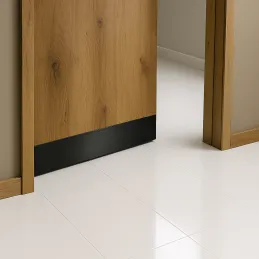 Samoljepliva zaštitna ploča za vrata / Brušena crna