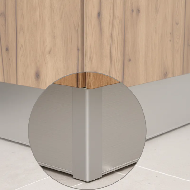 Kutni spoj za kuhinjsku podnožnicu 90° / Brušeni aluminij