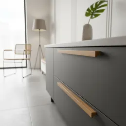 Drvena ručka GILAN / Lakirani hrast