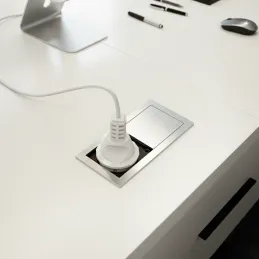 Električna utičnica VersaHit Mono 1 x 230V FRENCH / Neorđajući čelik