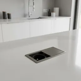 Električna utičnica VersaHit Mono 1 x 230V FRANCUSKA / Bakarna