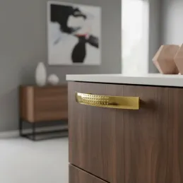 Ručka VELLEN / Sjajno zlatna