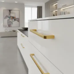 Ručka BIANCA / Sjajno zlatna