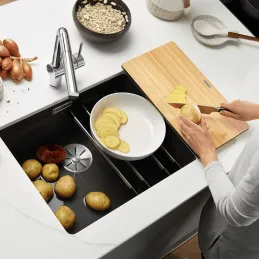 Kameninijski sudoper Blanco ETAGON 500 U / s pomičnim tračnicama