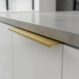 Ručka za rub CHANEL / Zlatna