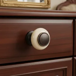 Ručka knopka RAENA / Porculan - smeđa patina