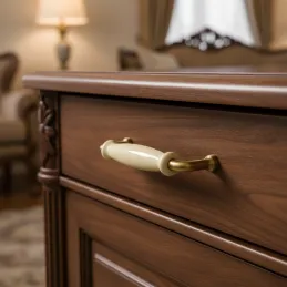 Ručka RAENA / Porculan - zlatna patina