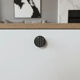 Drvena ručka knopka ARSIA / Crna - motiv crna jela