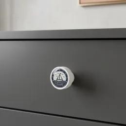 Drvena ručka knopka ARSIA / Bijela - motiv brodić