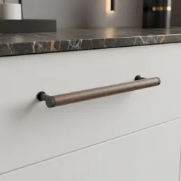 Drvena ručka SOHO / Orah lakirani - crna mat