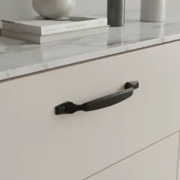 Ručka CANDACE / Crna mat