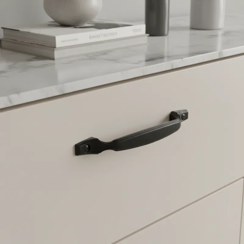 Ručka CANDACE / Crna mat