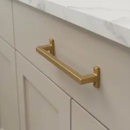 Ručka REBECA / Starozlatna