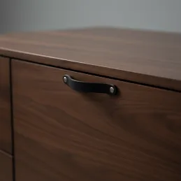 Kožna ručka DOLCE OVAL / Crna