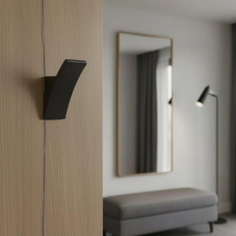 Vješalica LINO / Crna mat