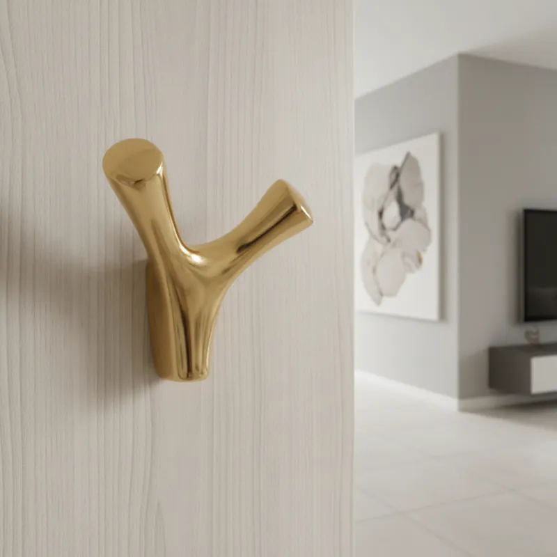 Vješalica YPSILON / Zlatno sjajna