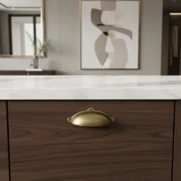 Ručka MELANIE / Sjajna mesing patina