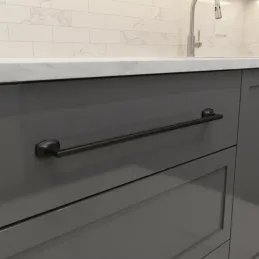 Ručka AMADORA / Crna mat završna obrada