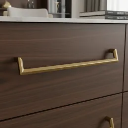 Uchyt AMORA / Zlatna mat