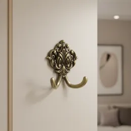 Rustikalna vješalica RITUAL / Antički mesing