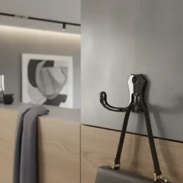 Vješalica MIKEL M / Crna sjajna