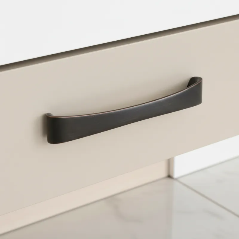 Ručka VITTO / Brušena smeđa patina