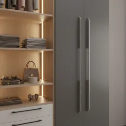 Šatna ručka HANNA / Matirani krom