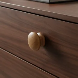 Gumb MASSIVE / Lakirani Hrast