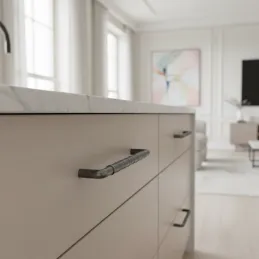 Ručka TAU / Starocrna