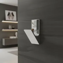 Vješalica TERZA / Sjajni krom