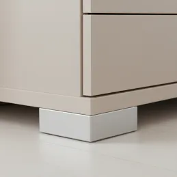 Plastična nožica 20 mm 60x60 / Siva