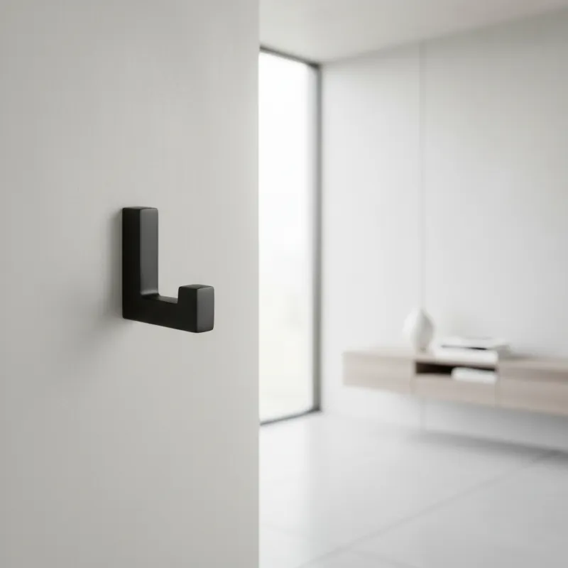 Vješalica MAXA / Crna mat završna obrada