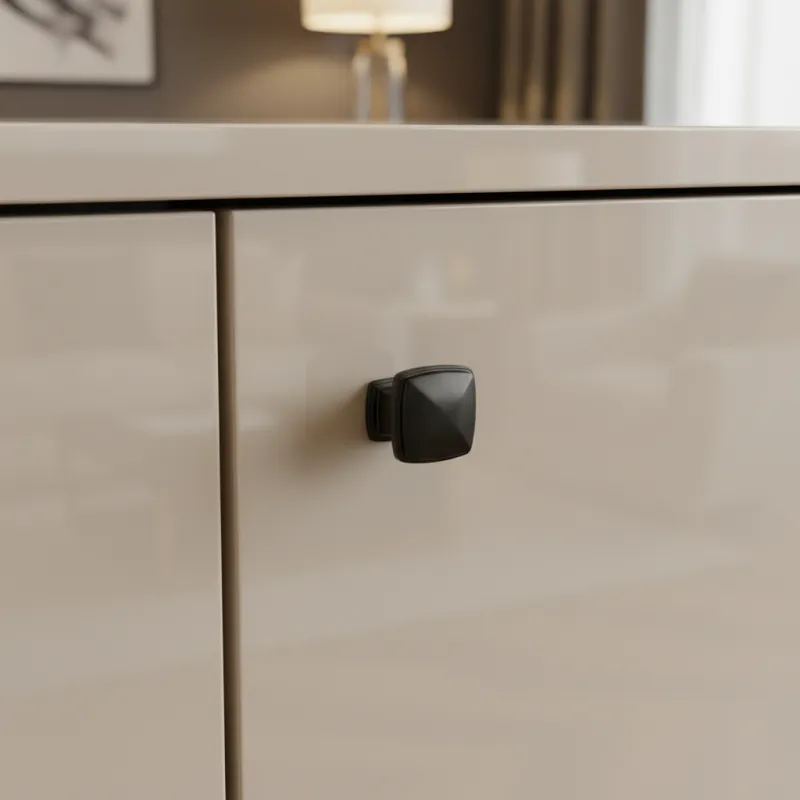 Ručka knopka MARON / Crna mat