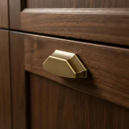 Úchytka MOET / Staro-mesing