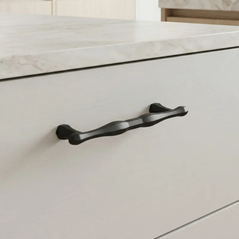 Ručka RUNA / Crna mat