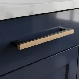 Ručka ISABEL / Crna - lakirani hrast