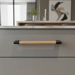 Ručka ALICIA / Crna - lakirani hrast