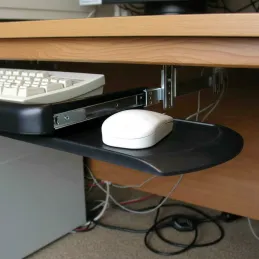 Izlazna ladica za tipkovnicu i miš / Crna