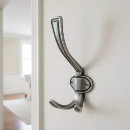 Rustikalna vješalica VATERLO XL / Starosrebrna