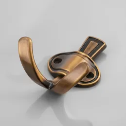 Rustikalna vješalica VATERLO / Bakar antik