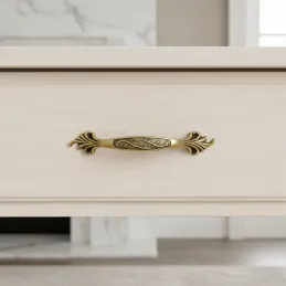 Ručka KAMILA / Staromesing