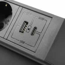 Interijerna stolna utičnica DESK 3x230V + 2xUSB punjenje / Crna mat