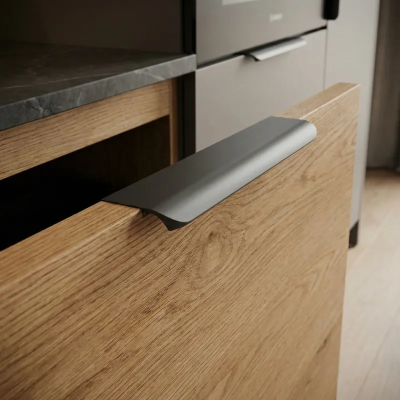 Ručka za rub vrata LISA / Crna mat