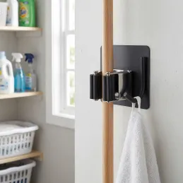 Samoljepljiva kuka za metlu ili mop / Crna mat