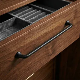 Ručka PRADO / Crna mat