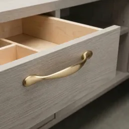 Ručka LOREN / Zlatno brušeno